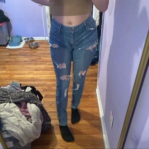 Refuge distressed jeans